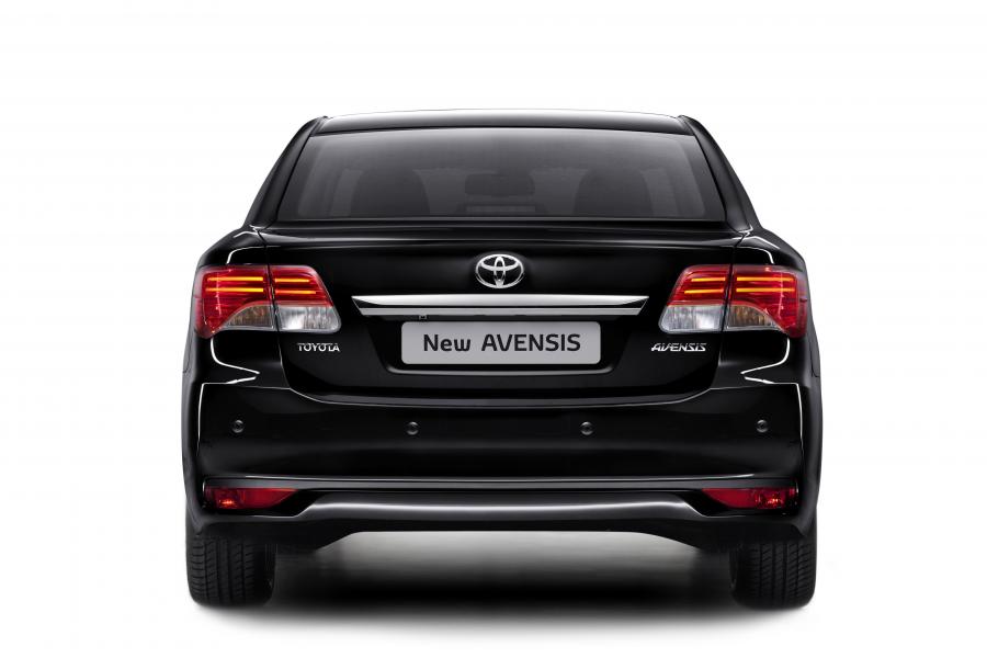  Toyota Avensis Sedan 2011 года  (фото 29 из 34)